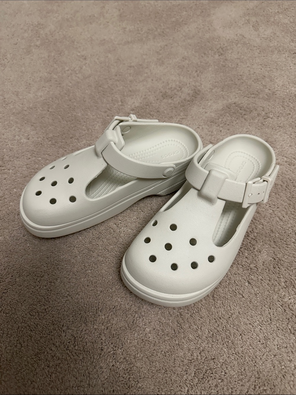 Crocs Women's Classic Mary Jane Clogs - Picture 3 of 4